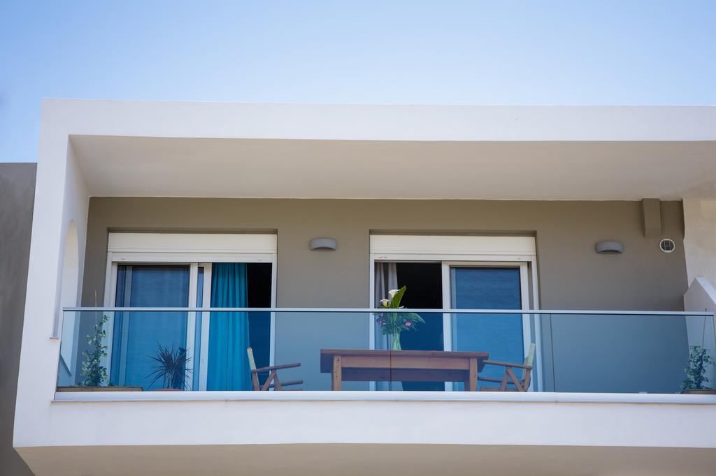 Beachside Apartment In Plakias Centre! Eksteriør billede